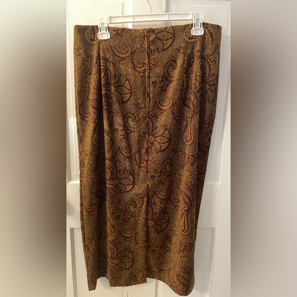 Briggs New York Vintage Paisley Pencil Skirt - Picture 2 of 6